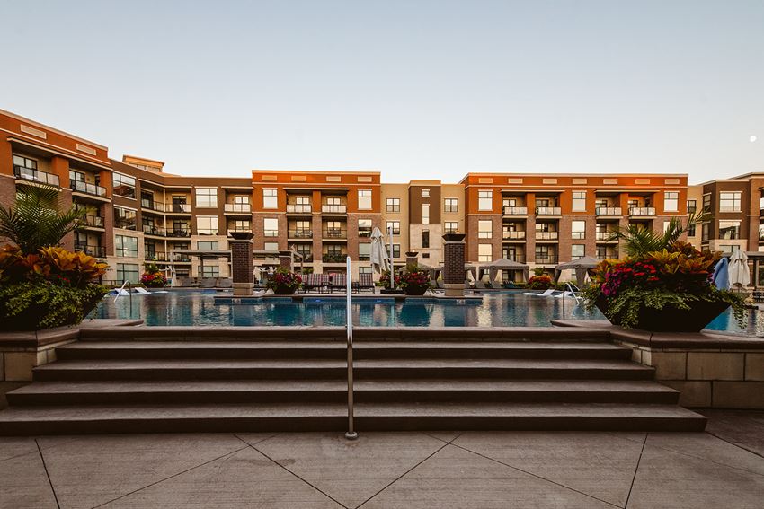 The Royale At CityPlace Apartments, 10501 W 113th Street, Overland Park